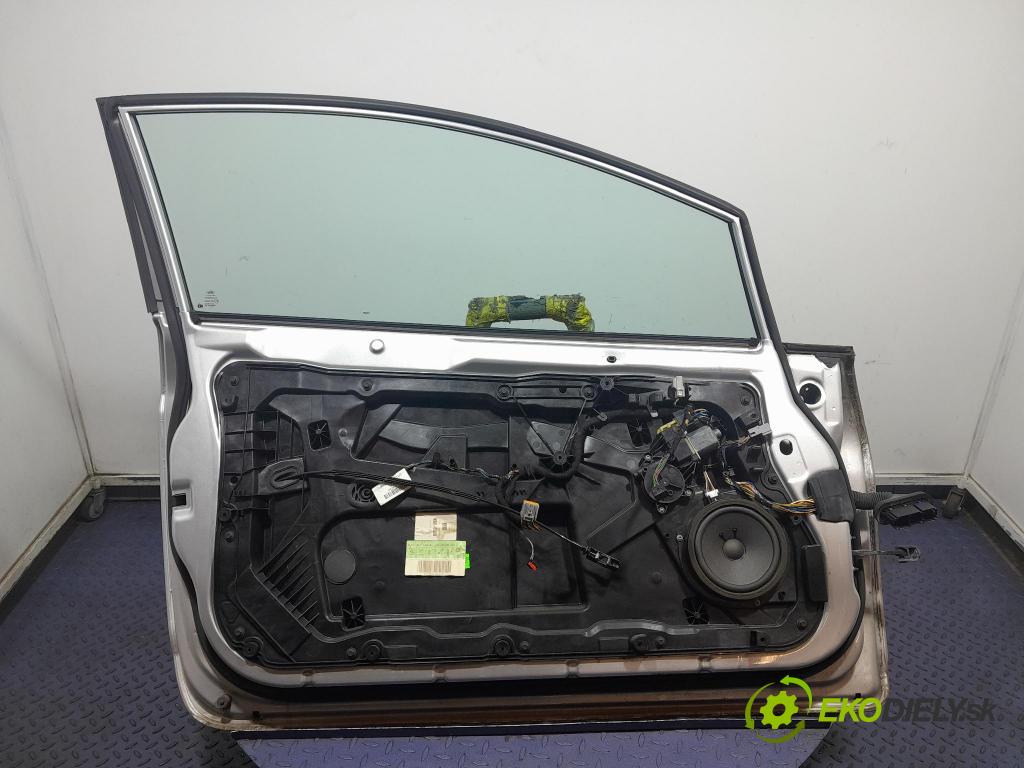 Ford Fiesta 2008 dveře před Vlevo, odjet: 