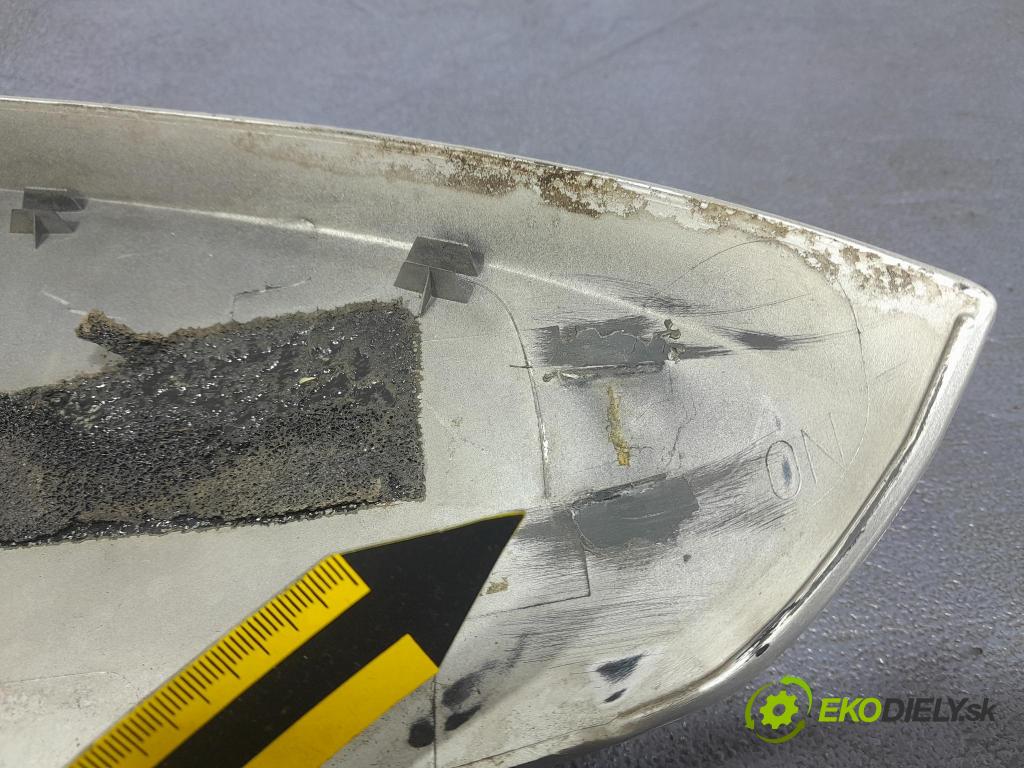 Renault Megane 2006 spoiler 8200200536