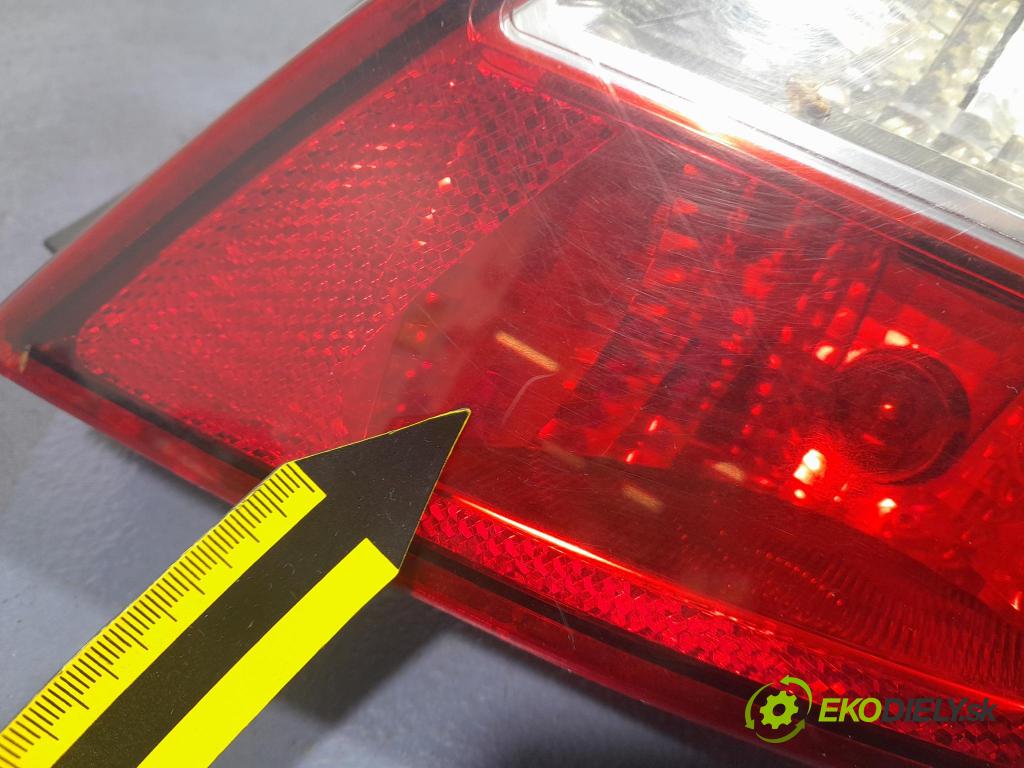 Opel Corsa 2009 světlo Zad: Práva: Mimo: 89037887