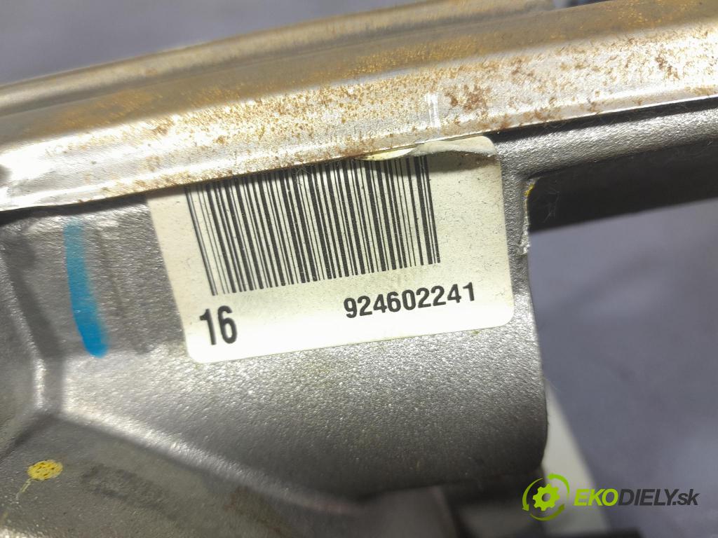 Opel Corsa 2009 čerpadlo Asistence: Manažeři 13303384