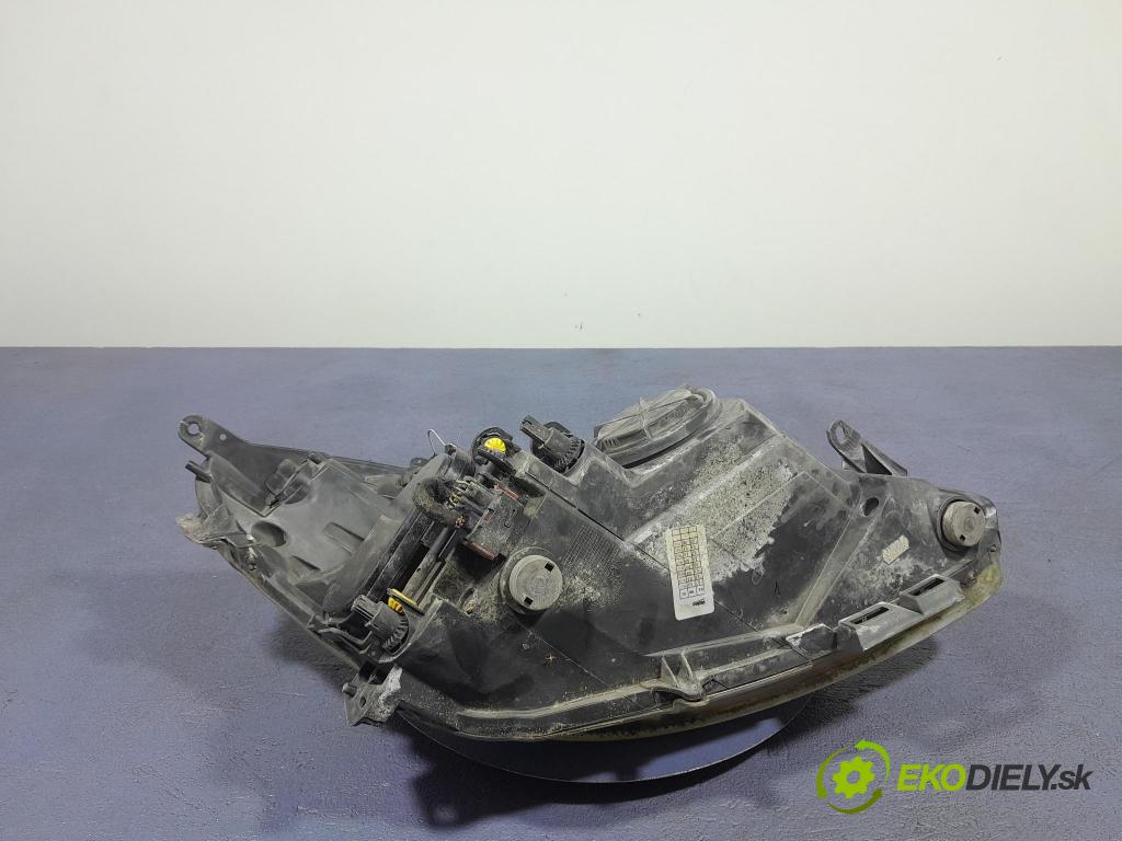 Opel Corsa 2009 světlo Levý: 13186381