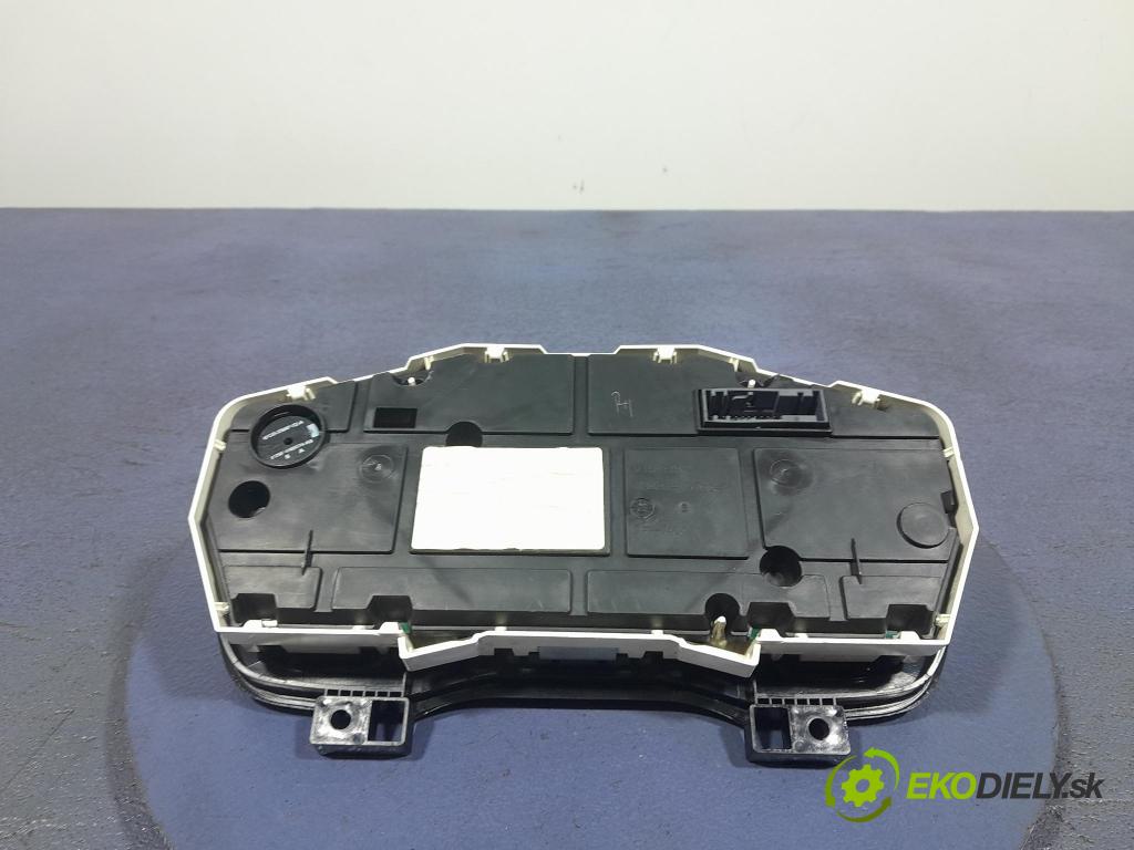 Ford Focus 2008 Přístrojová deska 8V4T-10849-GF
