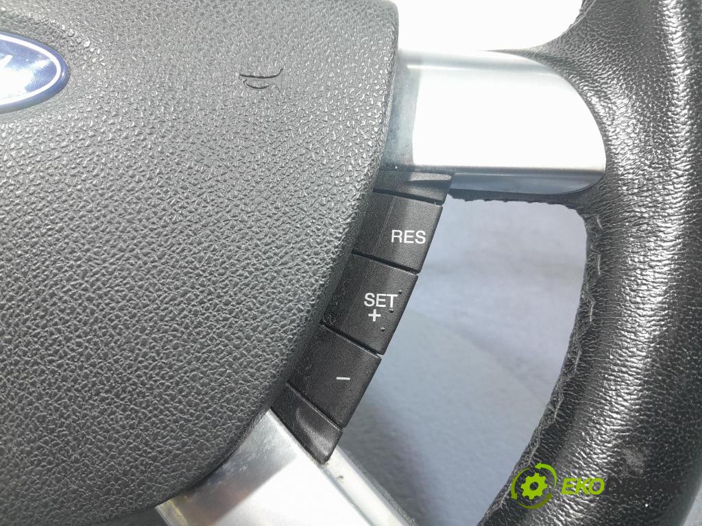 Ford Focus 2008 volant 4M513600CL
