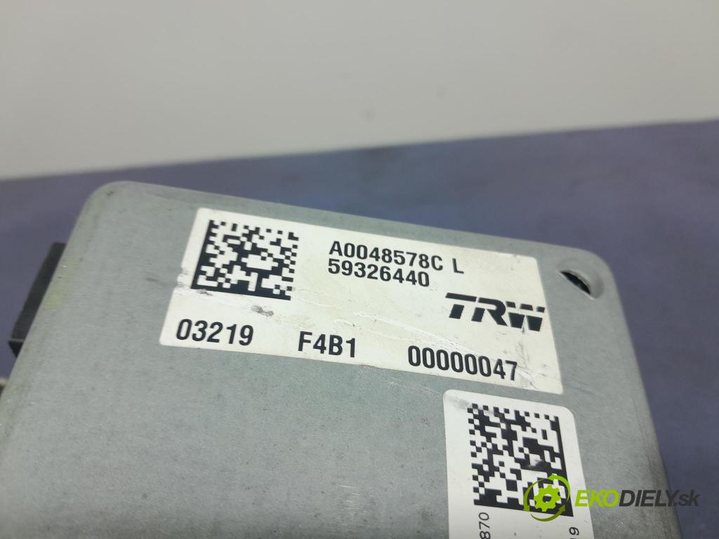 Fiat Tipo 2019 Sloupek volantu x 00521196870