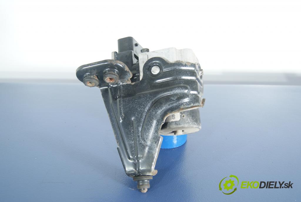 Opel Vectra 2004 čerpadlo ABS x 13509001