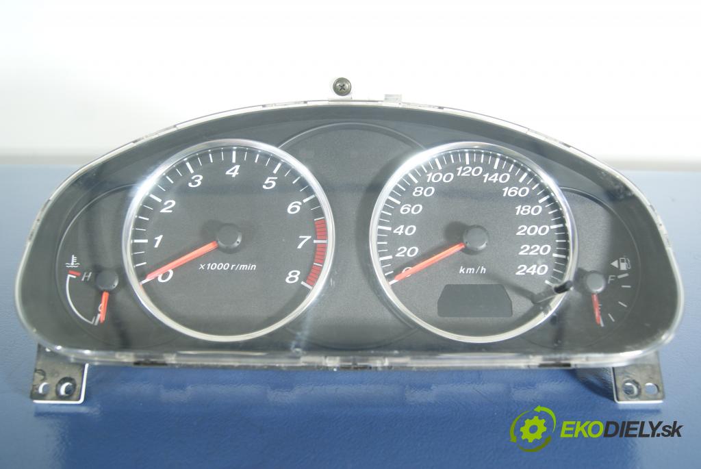 Mazda 6 2003 prístrojovka/ budíky GJ6R