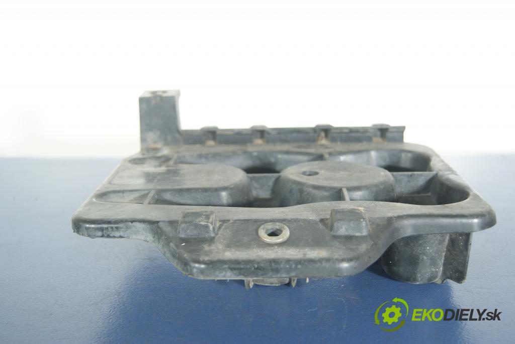 Audi A3 1996 Základ: Akumulatora: 1J0804373A