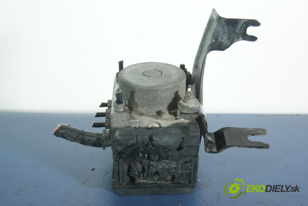 Nissan Note 2008 čerpadlo ABS x 476609U100