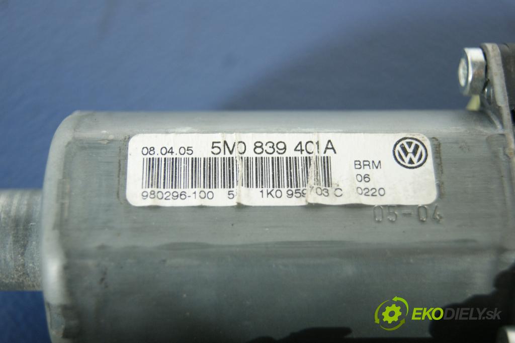 Vw Golf 2005 mechanismus stahování Sklenka: před v pravo: 1K0959703C