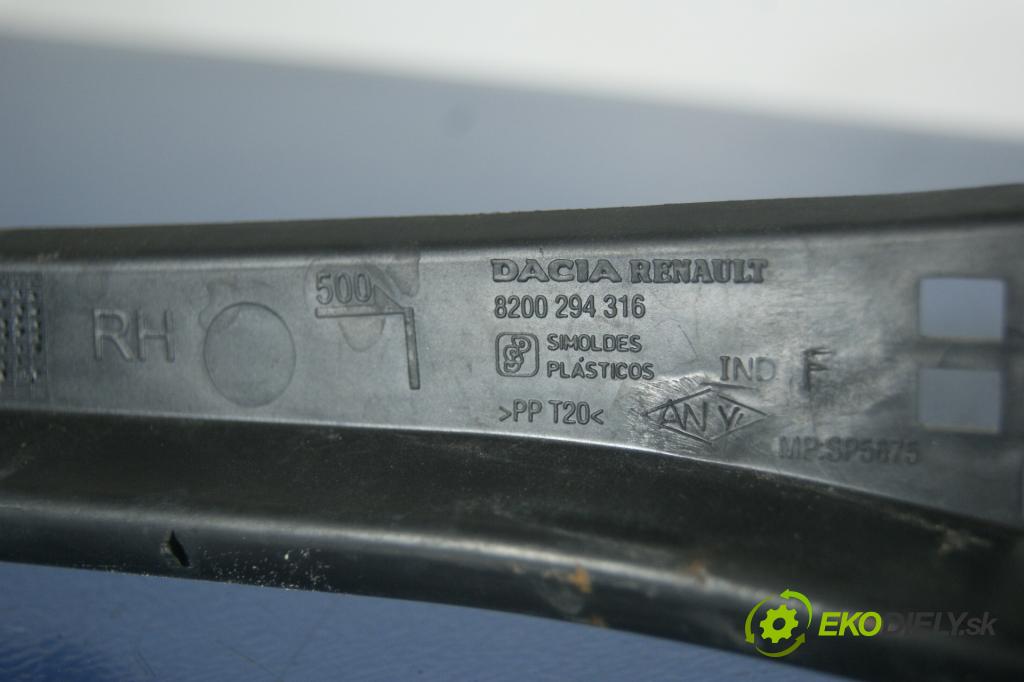Dacia Duster 2010 torpédo 8200294316